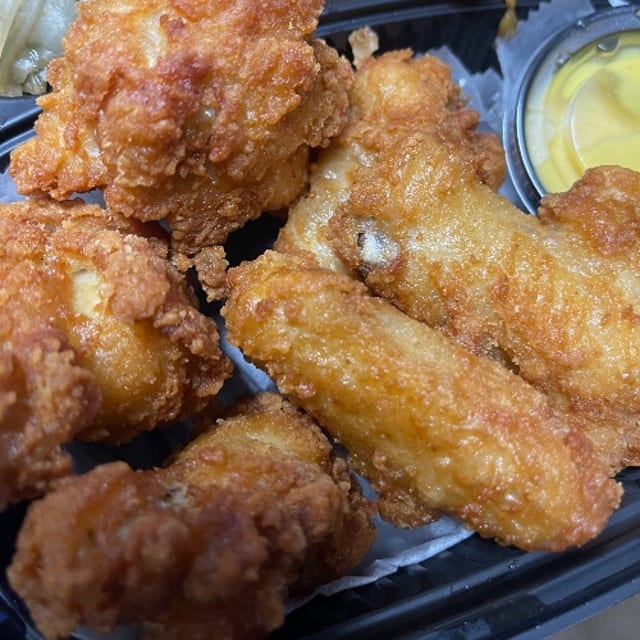 Fried Bone-in Wings.